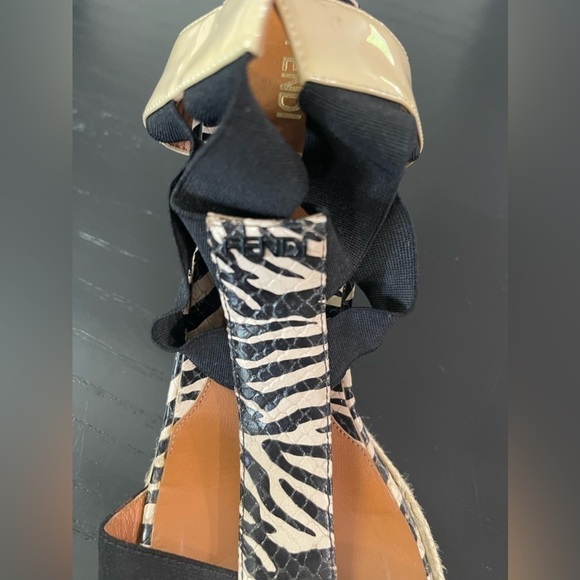 Fendi Carioca Zebra Printed Leather Wedge Sandals - Picture 9 of 12